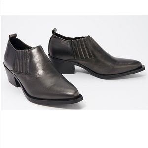 Fabulous Smoky Gray Leather Ankle Boots. Never Worn.